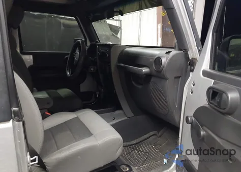 2009 Jeep Wrangler X from USA, damaged, VIN 1J4FA24109L708826